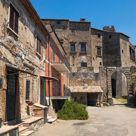 Casa Vacanze La Piazzetta Del Castello Montecalvello Eksteriør bilde